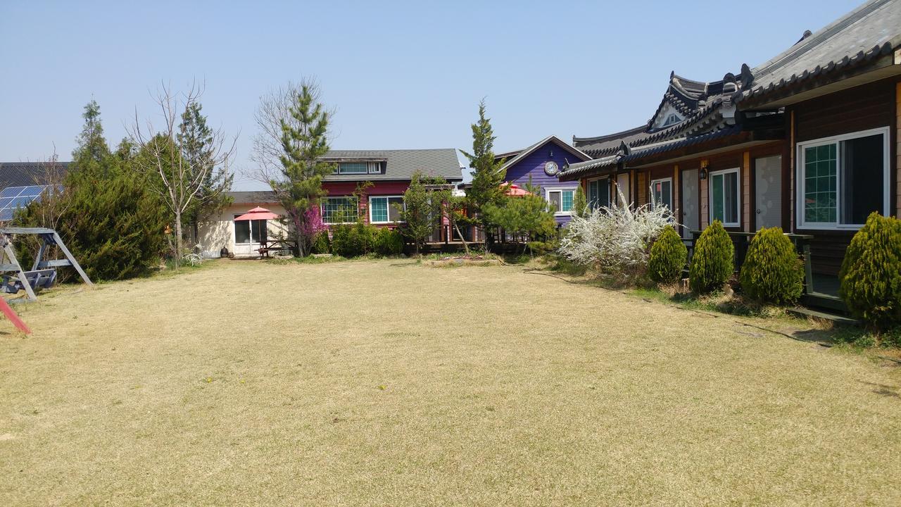 Windflower Villa Gyeongju Esterno foto